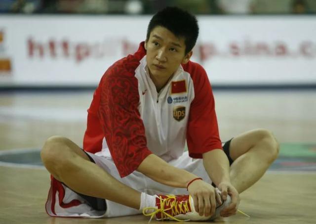 开云app-【述评】峰回路转，波澜不断 孙悦的精彩篮球人生